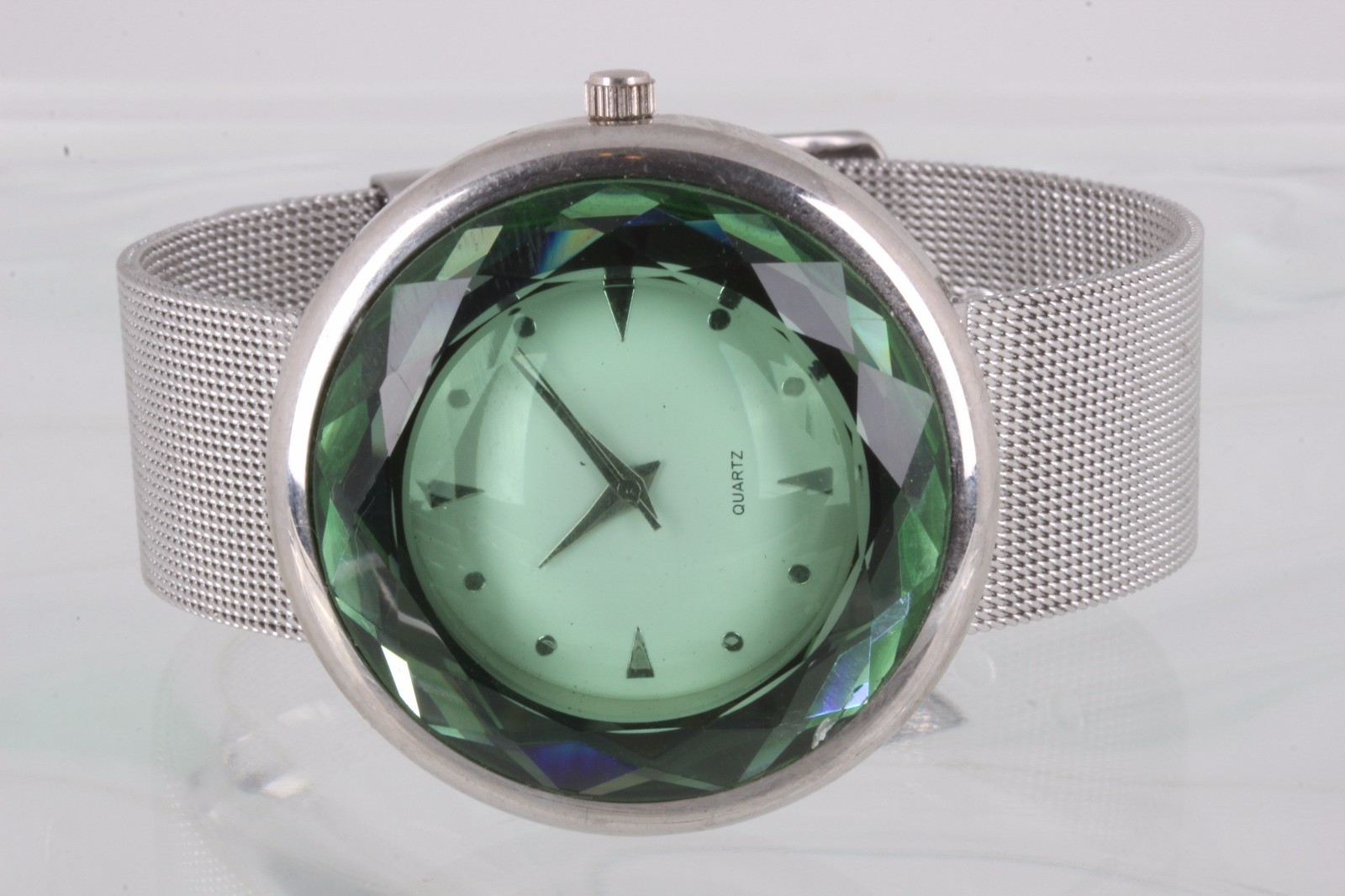SINGAPORE MOVT K14190612 QUARTZ GREEN BEVELED CRYSTAL MESH BAND