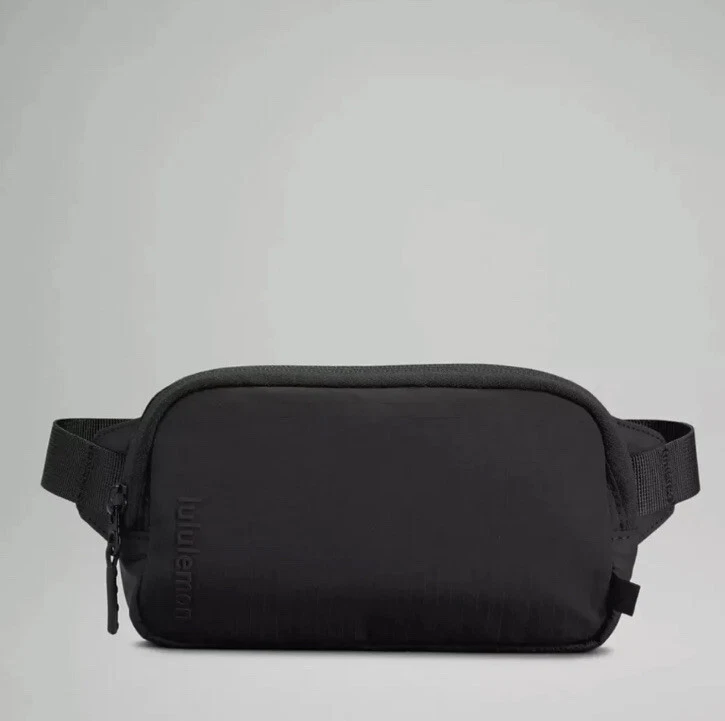 Lululemon small fanny pack sale