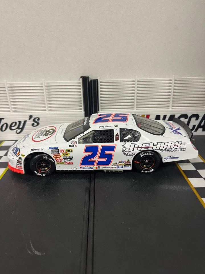 A61-Joey Logano 2008 Joe Gibbs/Gresham & Assoc. Impala SS масштаб 1:24 NASCAR - Изображение 2 из 4