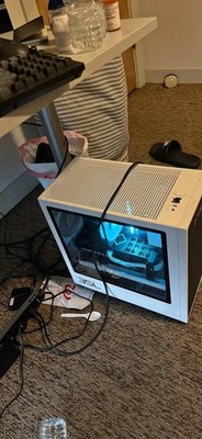 HP OMEN 35L RTX 5070 Ryzen 7 8700F 32GB DDR5 1TB SSD Gaming Desktop PC