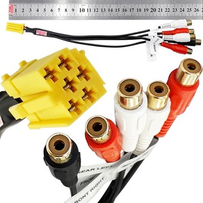 Mini-ISO 4x Cinch + Sub kompatibel mit Audi Navigationssystem Plus RNS-D A4 A6