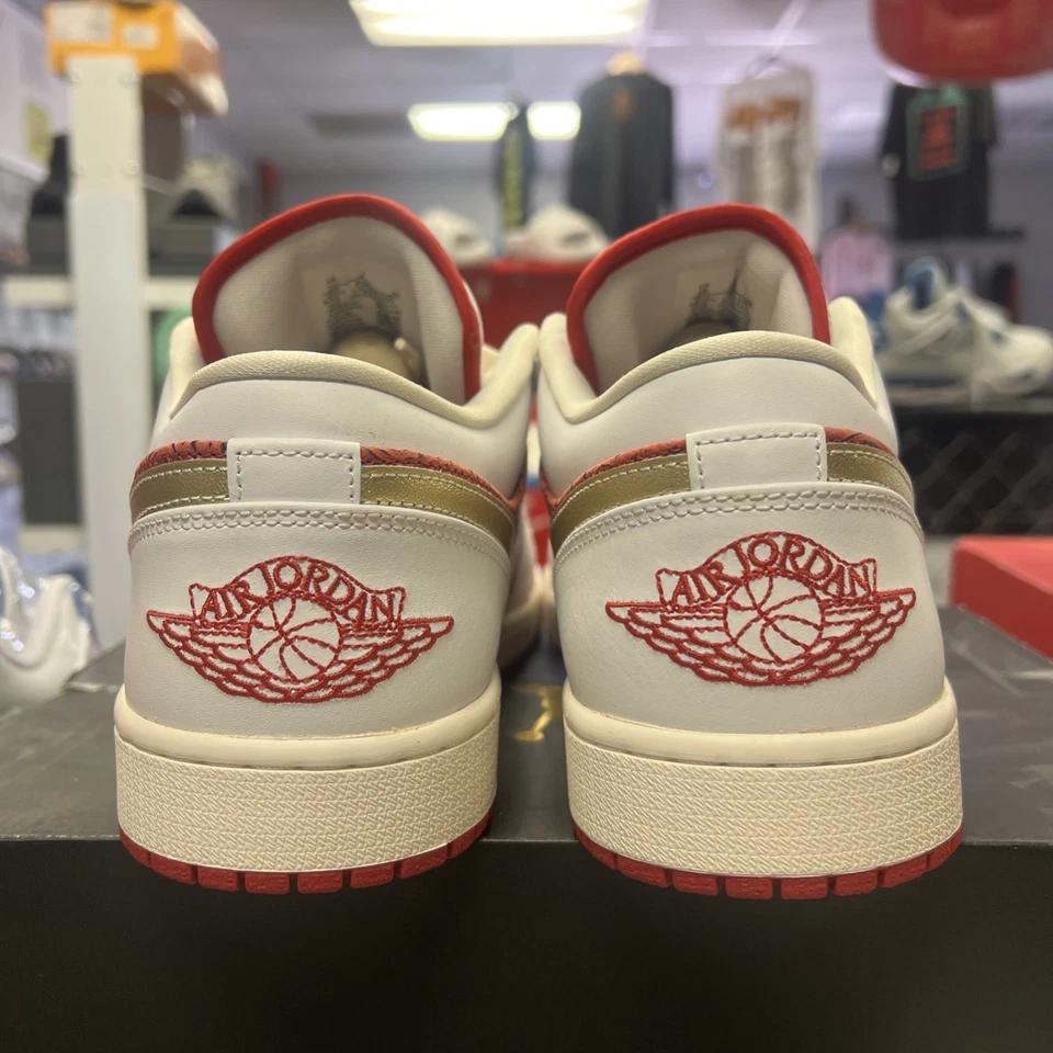 Air Jordan 1 SE Low Spades masculino tamanho 13 - Imagem 3 de 4