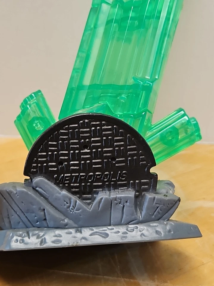 Figura de acción de plástico de 3" base de kryptonita Superman accesorio DC Universe Comics Foto 3 de 4