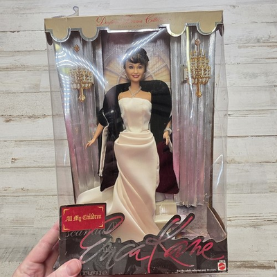 #ad All My Children Erica Kane Daytime Soap Opera 1998 Barbie 20816 Collectible Doll $24.99