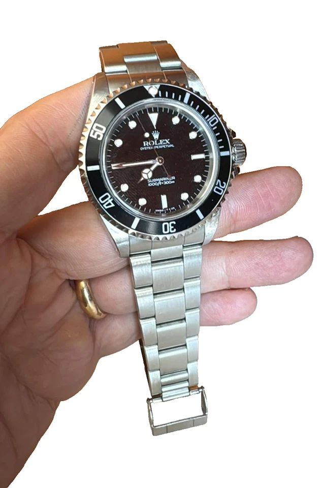 ROLEX Submariner 40 mm Ref. 14060 Stainless Steel Black Dial Vetro Zaffiro - Immagine 2 di 4