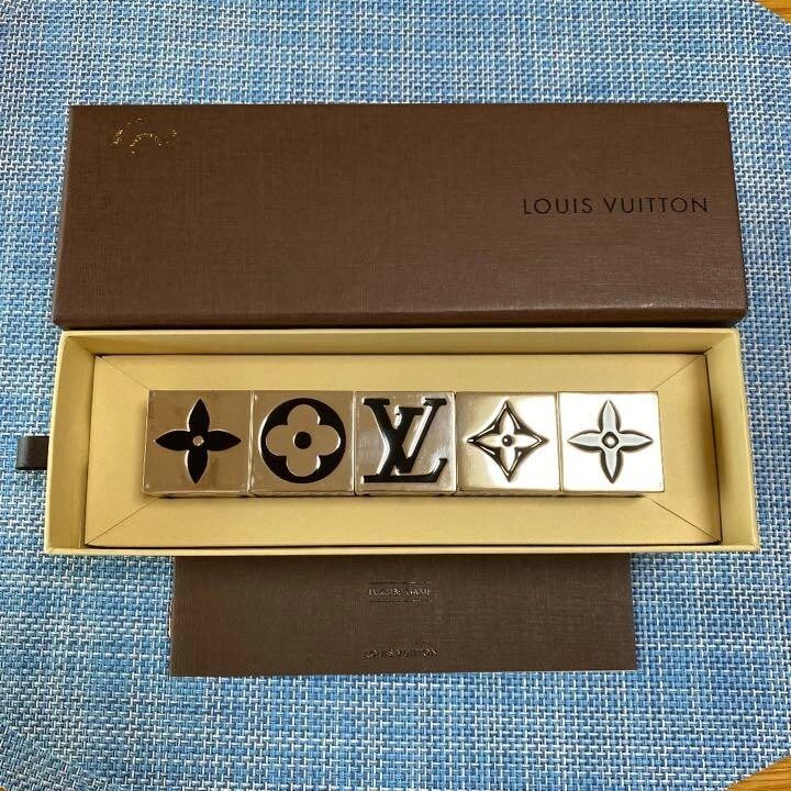 LOUIS VUITTON Monogram Cube Game Dice 2011 Christmas VIP Novelty
