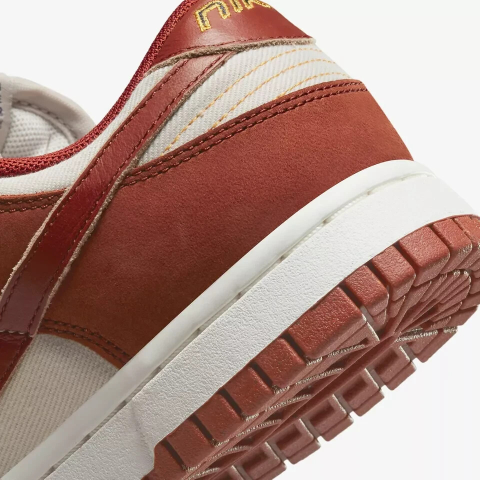 Dirty Dunk① jakebllockyoyo Futura Laboratories X Dunk Low SB 'Bleached Aqua' - Nike - HF6061