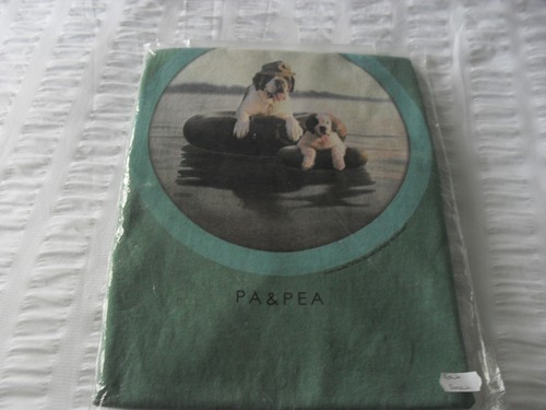 The Mountain T-Shirts - Pa and Pea - Size S - BNIB
