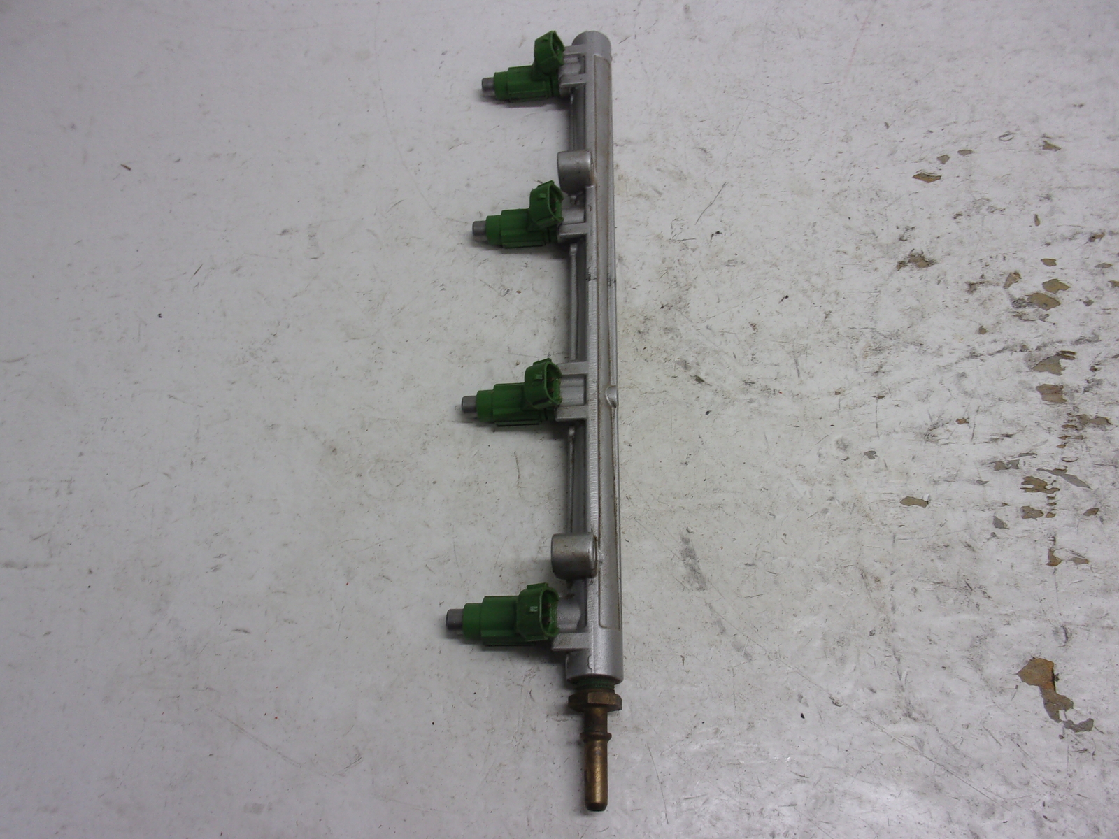 Kawasaki Jet Ski 20072011 Ultra 250/260 OEM Fuel Rail + Injectors