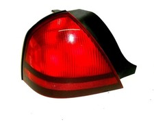 03 04 05 06 07 08 09 10 11 Mercury Grand Marquis Left Driver Side Tail Light