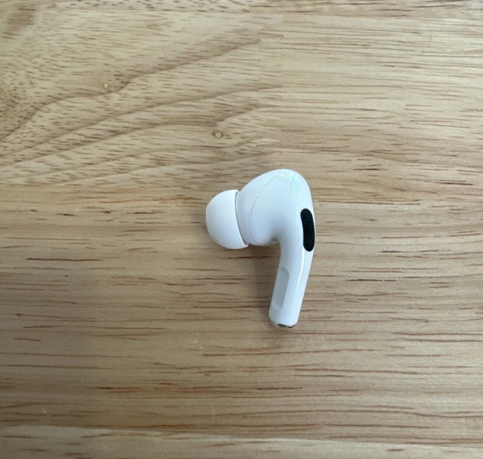 Apple AirPods A2084 Pro 1st Gen Pro Left Earbud Only Genu Tested Works NO EARTIP - Image 2 of 4