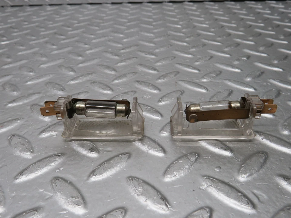 ⚙29555⚙ Mercedes-Benz W124 230E Under Dash Footwell Light 1248200401 - Image 4 of 4