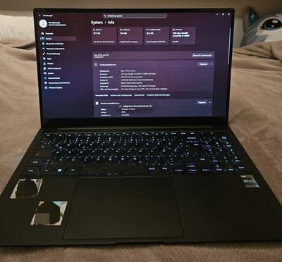 Samsung Galaxy Book2 Pro, i7 1260P, 16GB DDR5 RAM, 512GB SSD, OLED, 15,6''