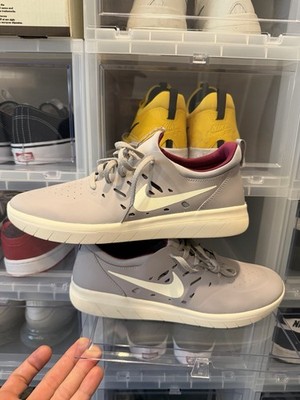 Nike SB Nyjah 1 Skateboarding Shoes Gray size 10