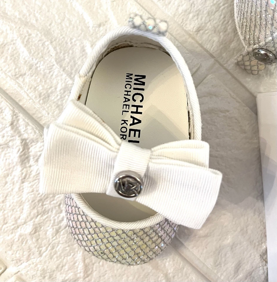 Michael Kors Bebé Niña Día Bailarina Cuna-Zapatos, Blanco Talla 1 Totalmente Nuevos Con Caja Foto 4 de 4