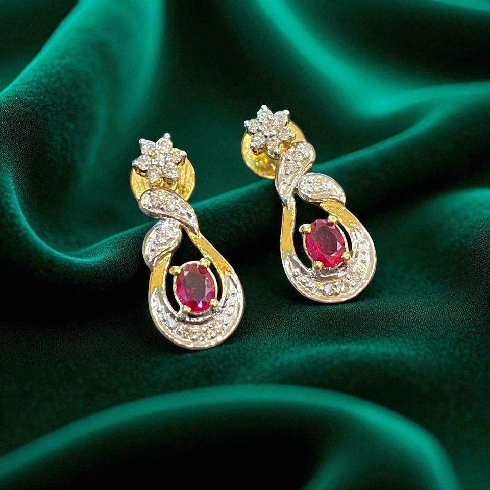 0.90 Cts F/VS1 Round Brilliant Cut Diamonds Ruby Dangle Earrings 14K Yellow Gold - Image 2 of 4