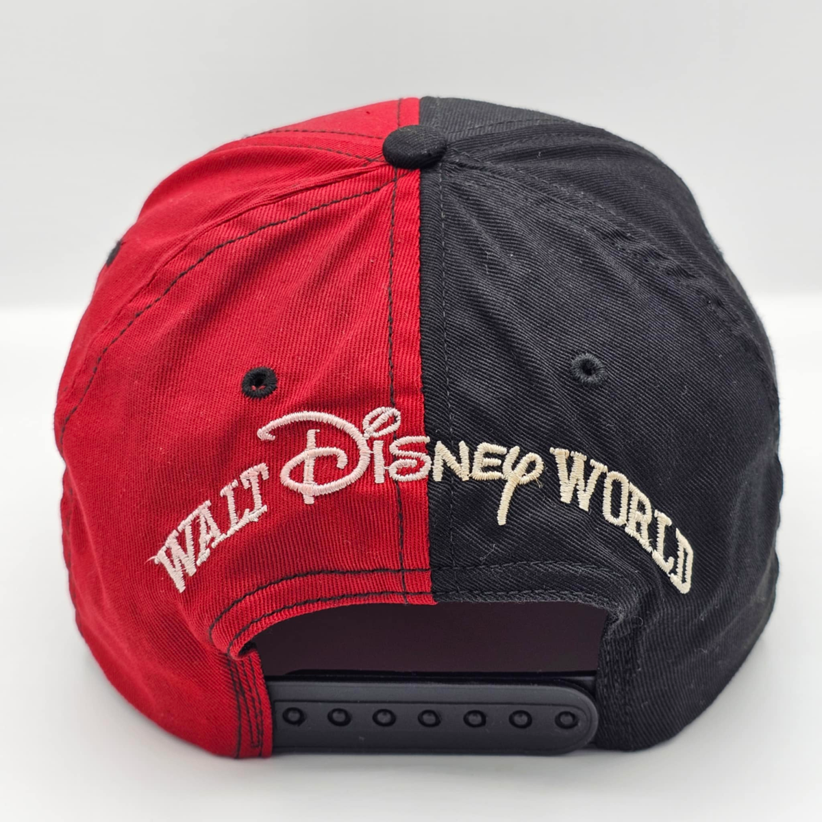 Mickey Mouse Vintage 90s Disney World 97 Snapback Hat - Black