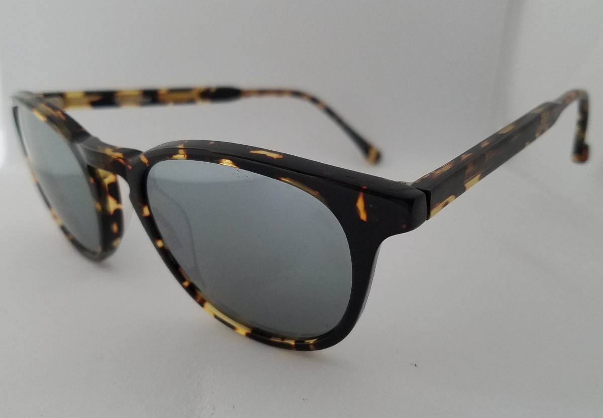 Steven Alan Sunglasses Steven Alan Taps Grace Lee for Optical Collection - Daily  main image 4