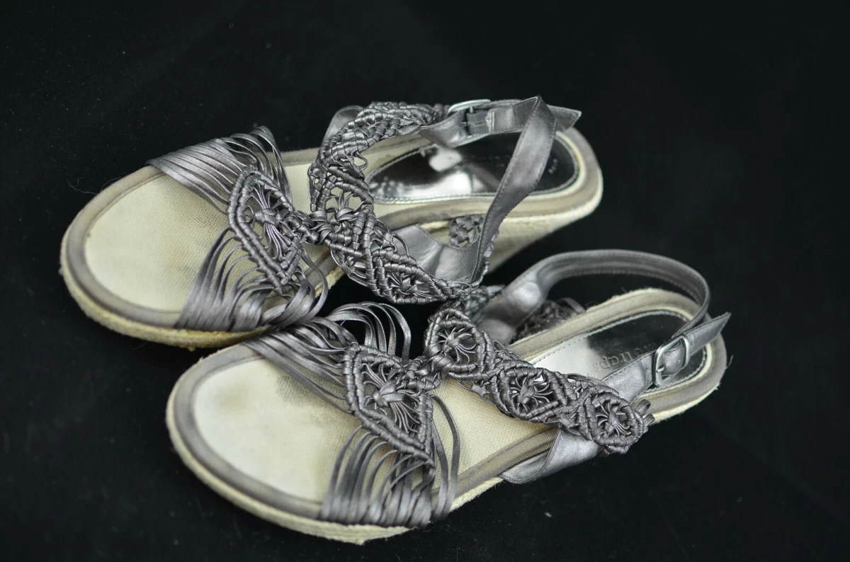 Bear Traps Tiffeny Womens Wedge Sandals Baretraps Size 9.5 9 1