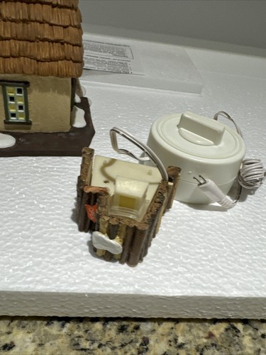 Dept 56 Dickens Village 1996 "The Christmas Carol Cottage" SMOKING CHIMNEY 58339 - Picture 12 of 15