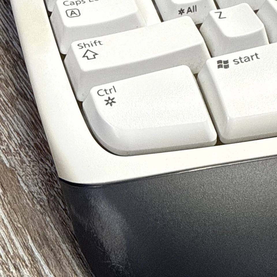 Microsoft Natural MultiMedia Keyboard 1.0A RT9470 PS/2 Ergonomic Split Gray - Image 3 of 4