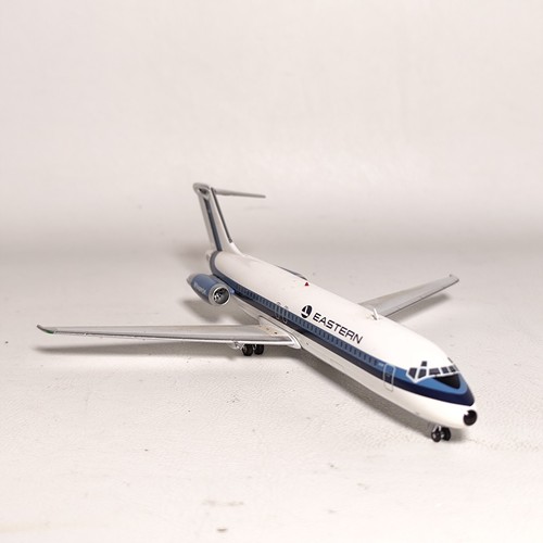 Eastern Airlines Whisperjet Douglas DC-9-31 N8916E 1/200 Scale Model Airplane