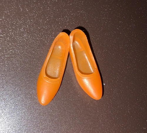 Vintage 1960s Barbie Doll Orange Soft Flat Pointed Shoes💕