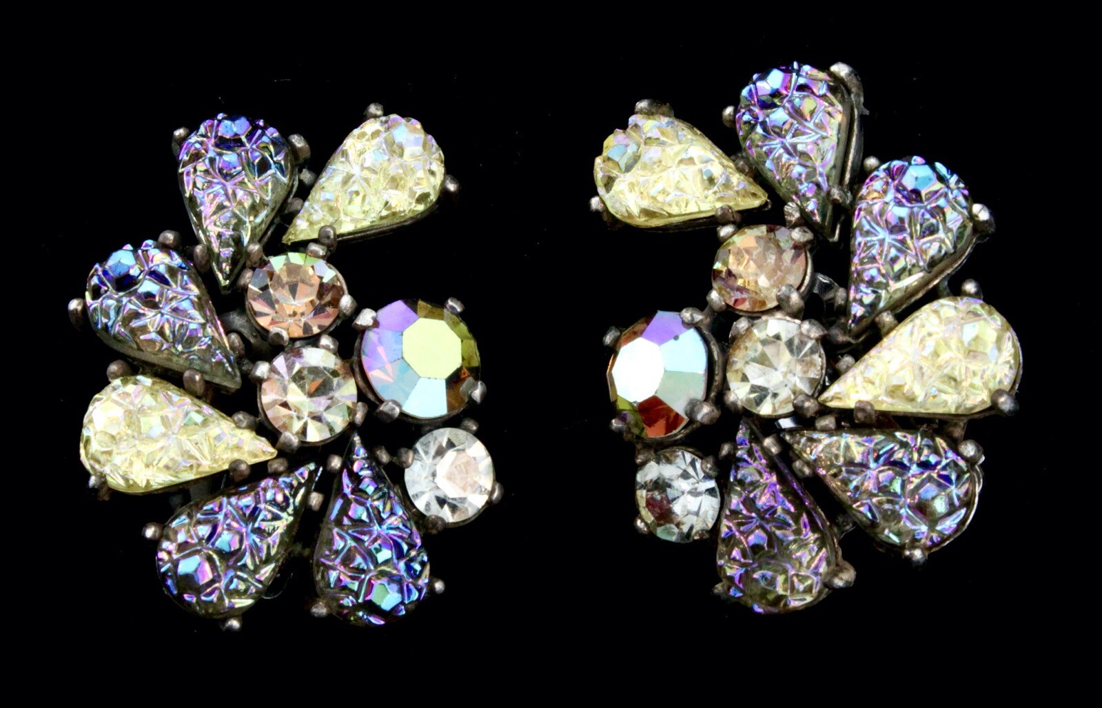 Iridescent Rhinestone Vtg Elsa SCHIAPARELLI Iridescent Lava Rock Rhinestone… - Gem