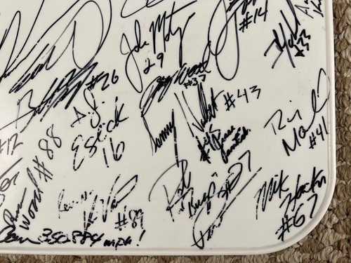 Raro Firmado Daytona 2008 AMA Pista Corta Motocicleta Carrera Número Placa 24 sigs! - Imagen 6 de 6