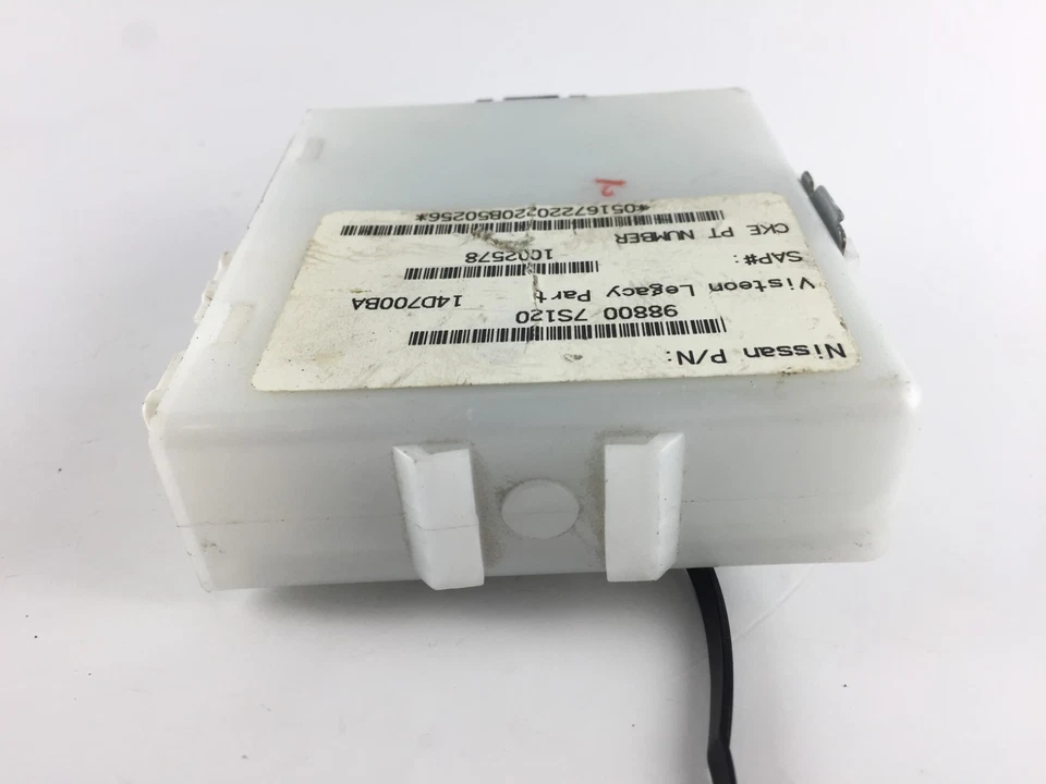 Módulo de control de memoria de control de asiento Nissan Pathfinder 2005-2008 988007S120 OEM Foto 4 de 4