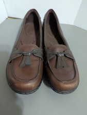 Clarks Women Size 7N Ashland Bubble Slip On Loafers, Brown.