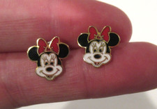 Disney Minnie Mouse metal earrings, red bow