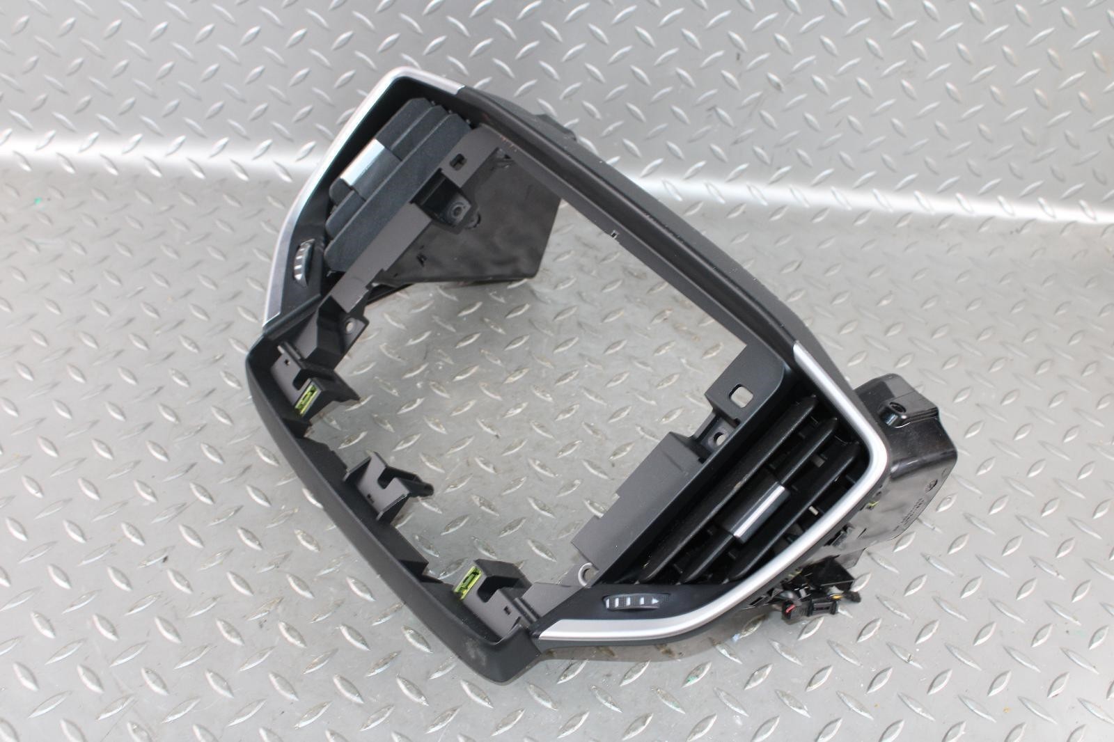17-20 Ghibli Black Dashboard Dash Radio Surround Vent Trim Panel Bezel OEM WTY