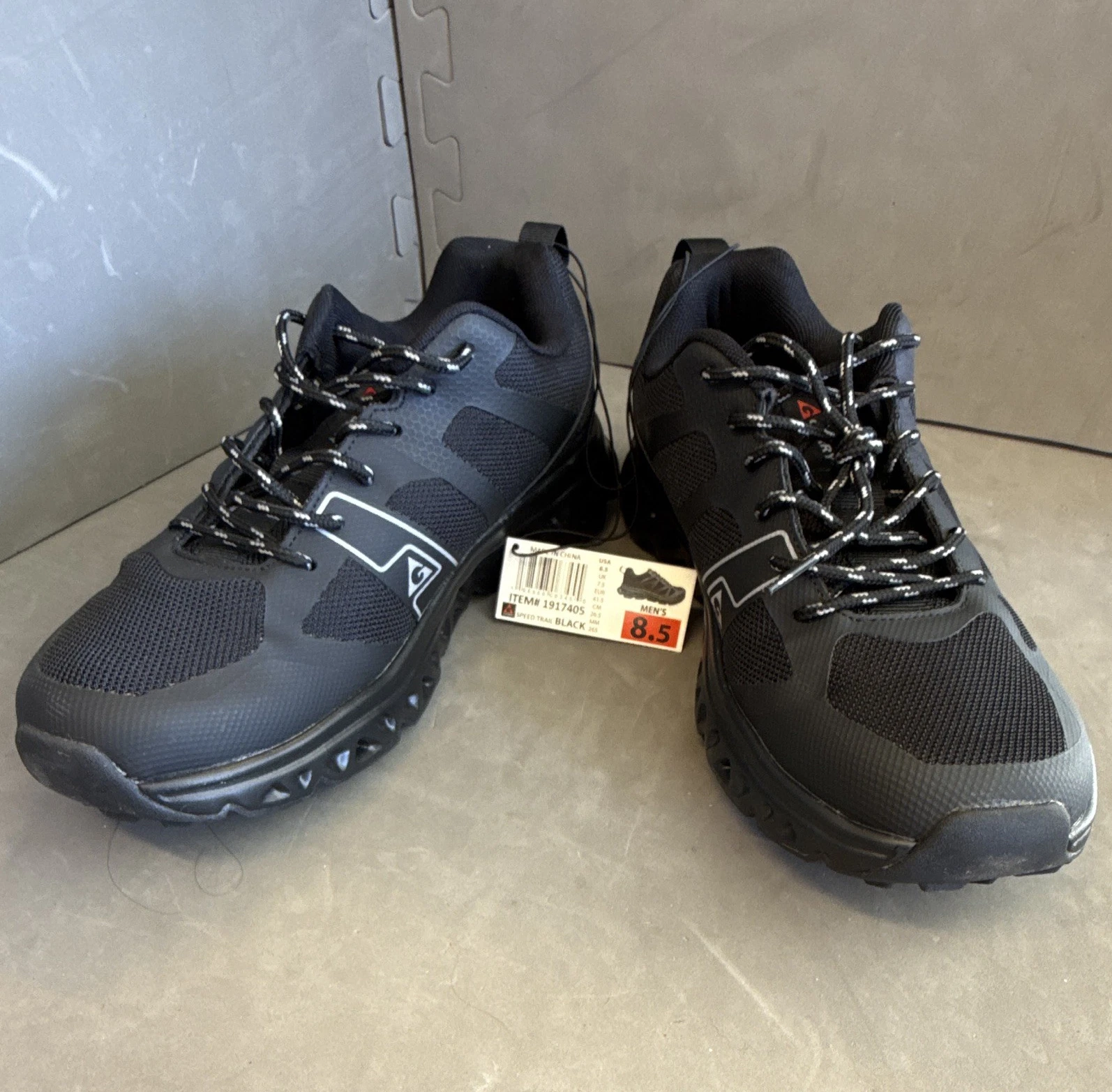 Gerry Speed Trail Men’s Low Top Trail Running Athletic Sneaker Black. Size 8.5
Opens in a new window