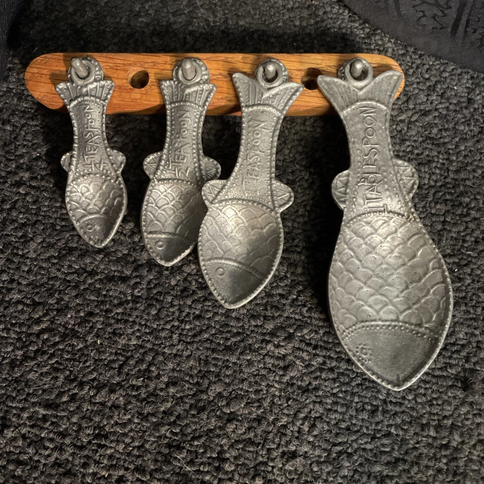 Crosby & Taylor Tin Woodsman Pewter Fish Measuring Spoons Set Coastal Charm! 🌊