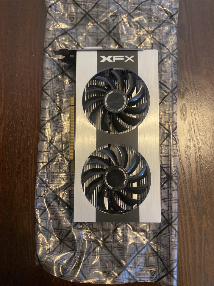 XFX AMD Radeon R7 260X 2GB GDDR5 PCIe x16 Graphics Card 2x DVI HDMI DP - Image 2 of 4