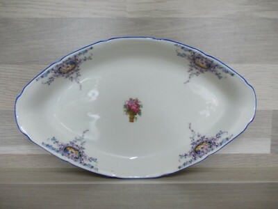 Sehr schöne kleine Auflaufform von Porcelaine CERABEL mit Blumenmuster Art Deco