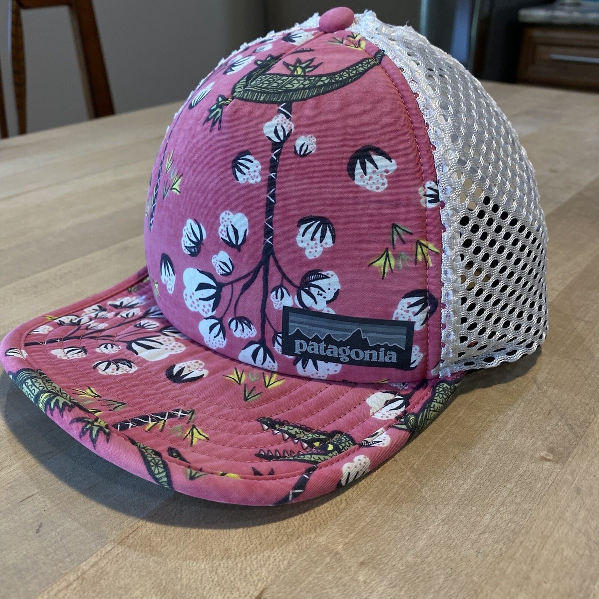 Patagonia Duckbill Trucker Hat Excellent Cotton Ball Gators