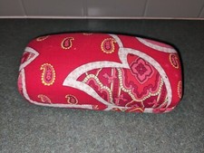 Vera Bradley Clamshell Hard Fabric Red Paisley Eyeglasses Sunglasses Case 6.25"