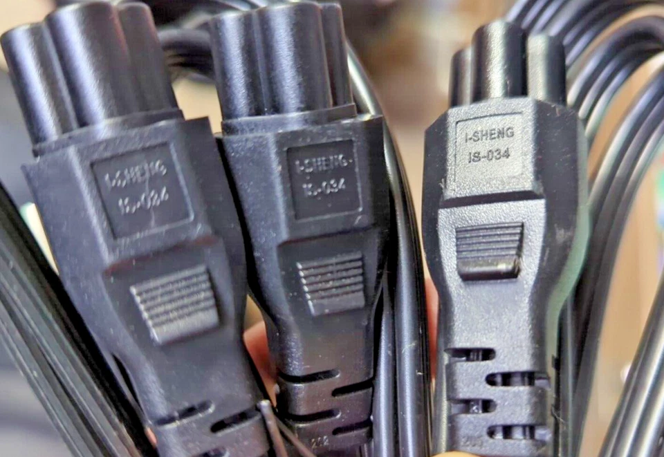 LOT OF 3  I-SHENG IS-034 E55943 7A 125V - Image 4 of 4