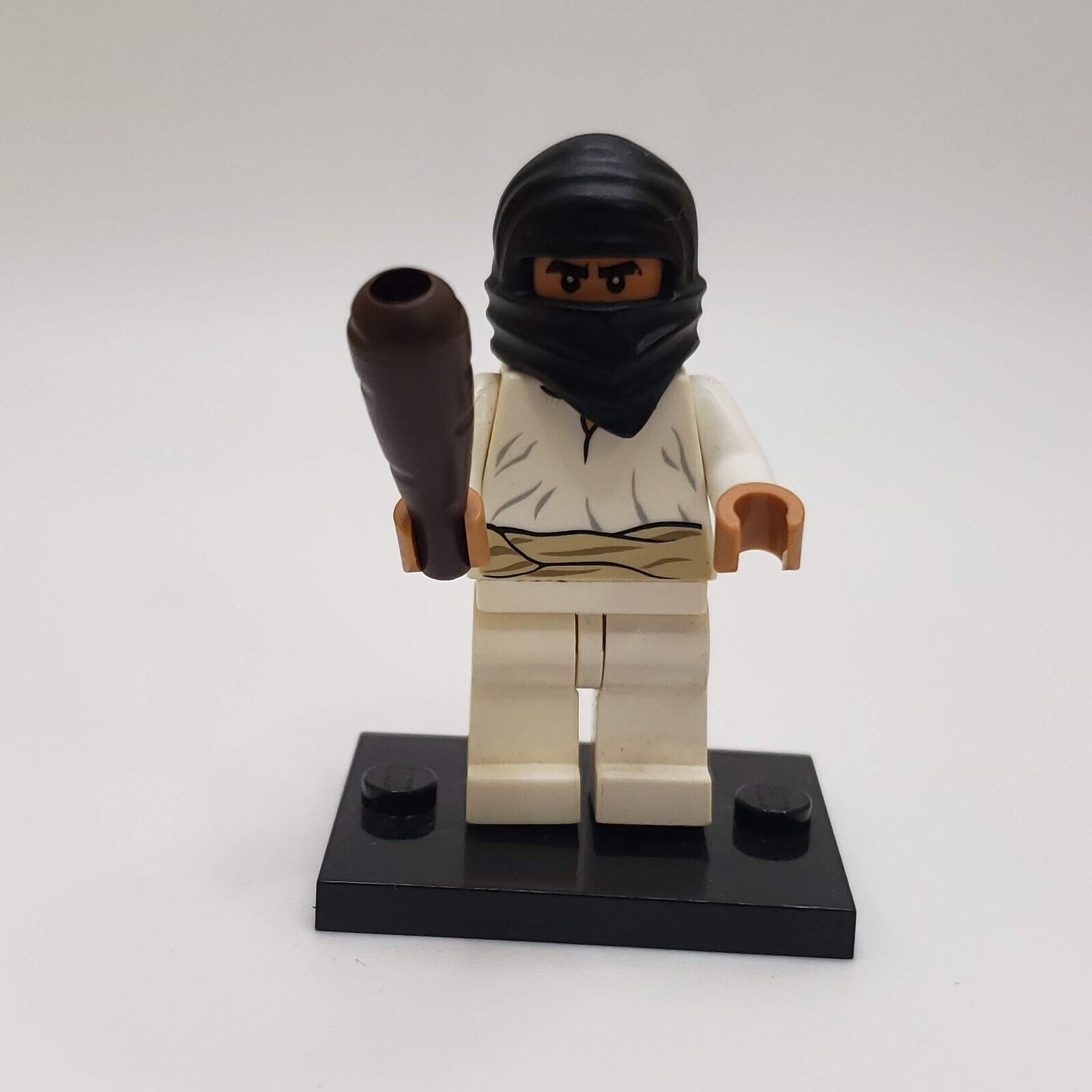 authentic LEGO minifigure Cairo Thug iaj038 Indiana Jones 7195 Raiders Lost Ark