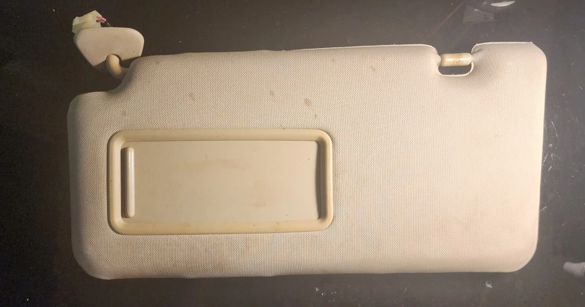 2007 2012 Nissan Versa Sun Visor driver side lighted eBay