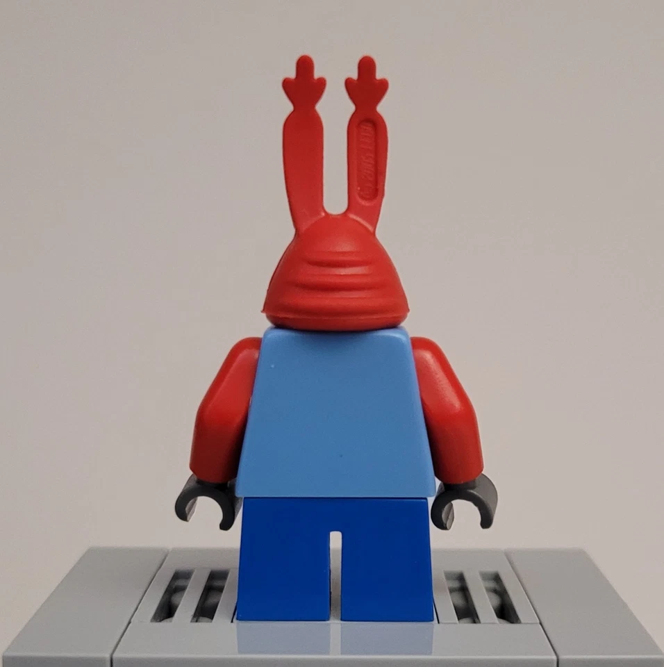 LEGO SpongeBob SquarePants - Mr. Krabs Minifigure with Large Grin - bob023 - Image 4 of 4
