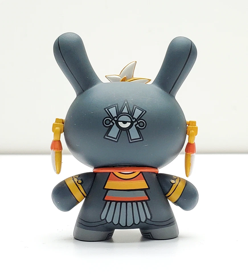 Kidrobot Dunny - Azteca Serie 1 - Guerrero Ehécatl - Hermanos Bestia - Figura 3" Foto 2 de 3