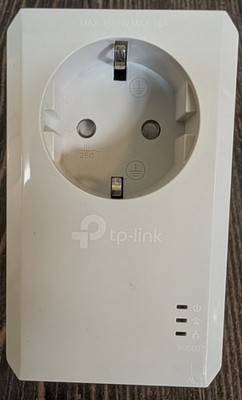 TP-Link Powerline AV600 TL-PA4010P Passthrought Adapter