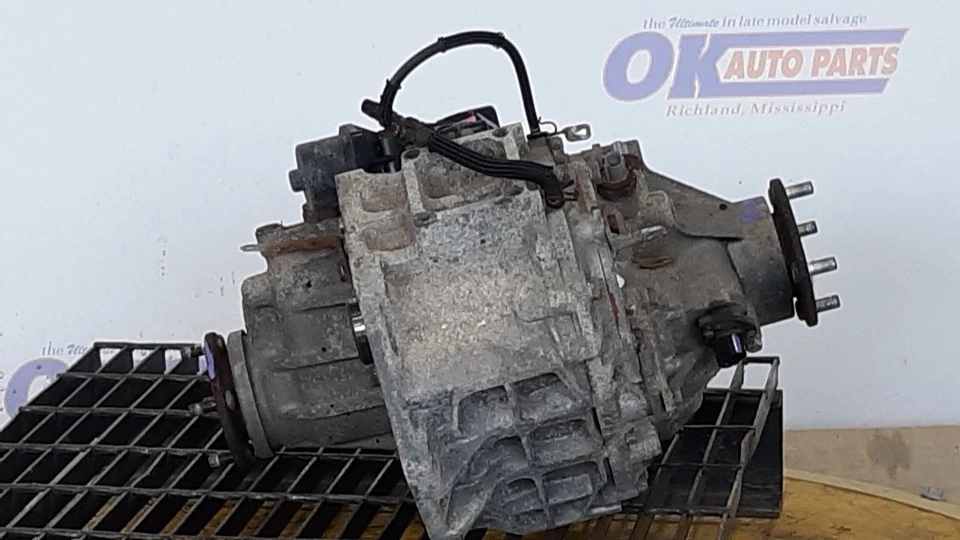07 2007 TOYOTA LAND CRUISER OEM TRANSFER CASE ASSEMBLY 136K MILES - Imagem 3 de 4
