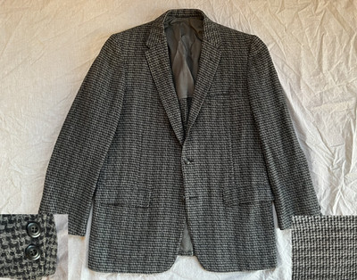 1960s Hart Schaffner Marx Men s Sport Coat 40S 3/2 Grey Black Check Ivy Atomic