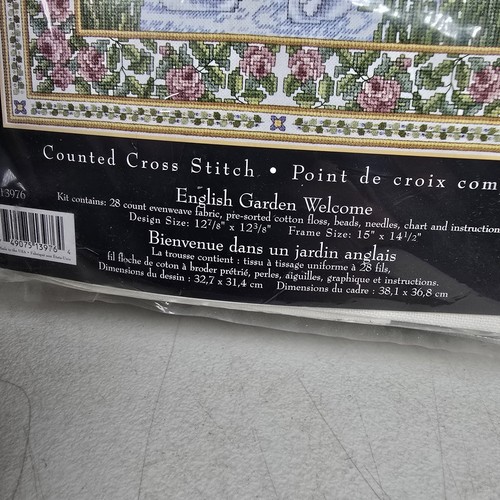 Teresa Wentzler "English Garden Welcome" Kit Punto de Cruz Contado #113976 NUEVO - Imagen 4 de 5