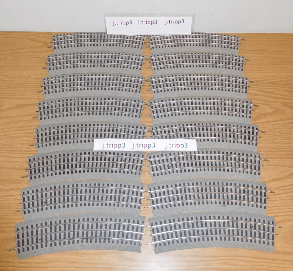 Lionel Trains 12056 Fastrack Fast Track 16 Pieces O60 O-60 Curved Circle O Gauge - Image 2 of 4