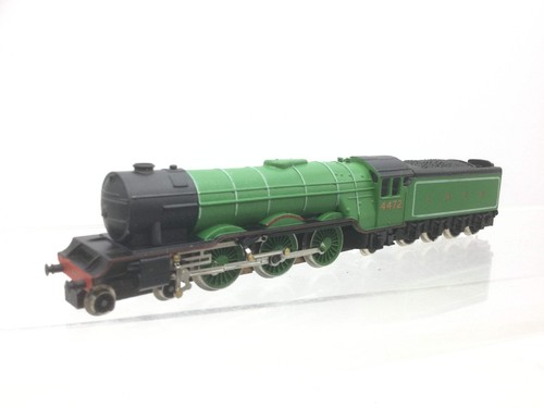 Graham Farish 1822 calibre N LNER verde clase A3 4472 Flying Scotsman | Condition: Used
